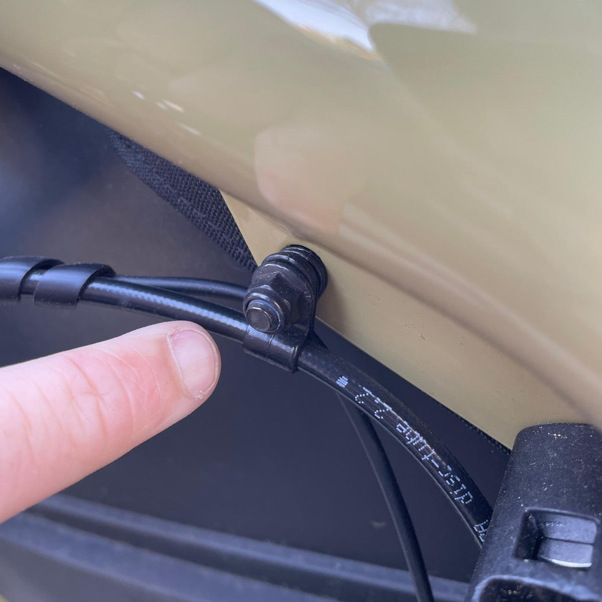 Clip passage de câble- Riese & Müller