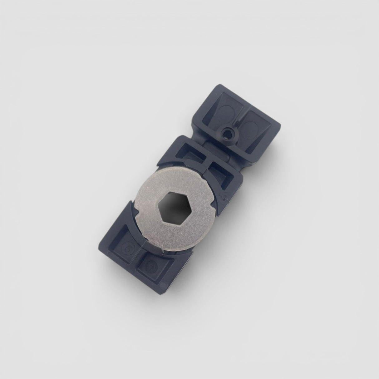 Internal strut mounting for mudguards | Riese & Müller