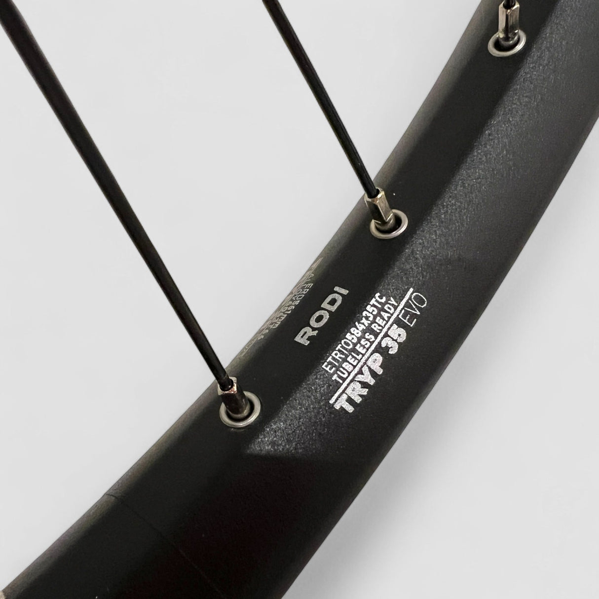 Roue arrière 27,5"  - NEVO4 GT Touring