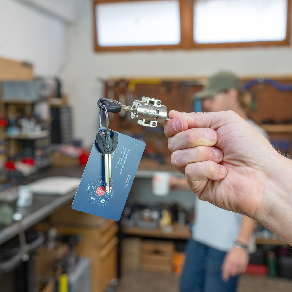 ABUS XPlus lock for PowerTube 750 battery Bosch eBike